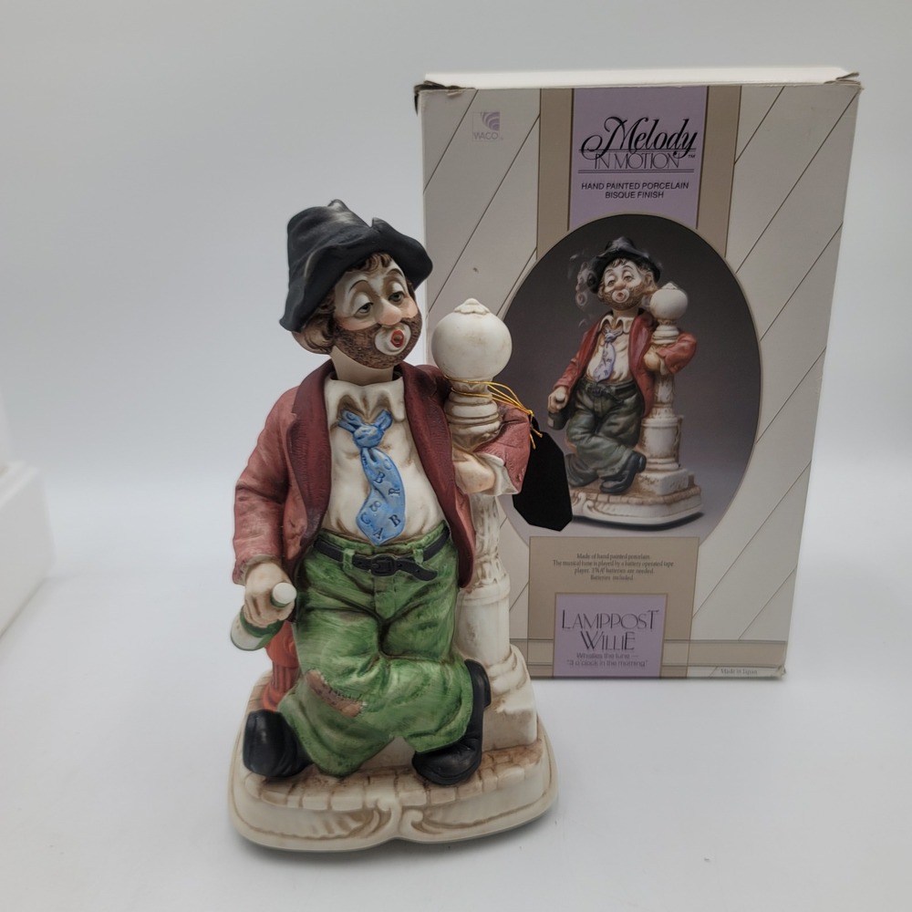 Waco Melody In Motion Lamppost‎ Willie Musical Porcelain Figurine Whistling Box